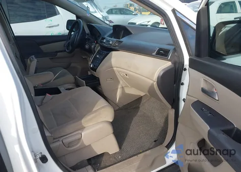 2013 Honda Odyssey Lx z USA, uszkodzony, nr VIN 5FNRL5H26DB082759